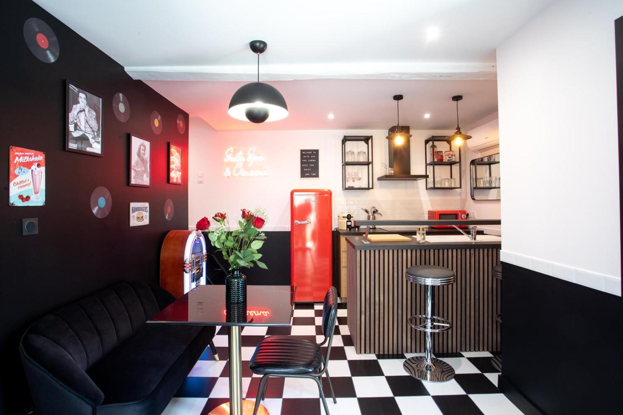 La Suite Spa & Cinema Saint-Lambert-du-Lattay Εξωτερικό φωτογραφία